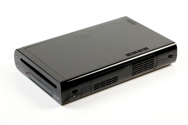 Die Lüftungsschächte der Wii U sind an der rechten Seite der Konsole.